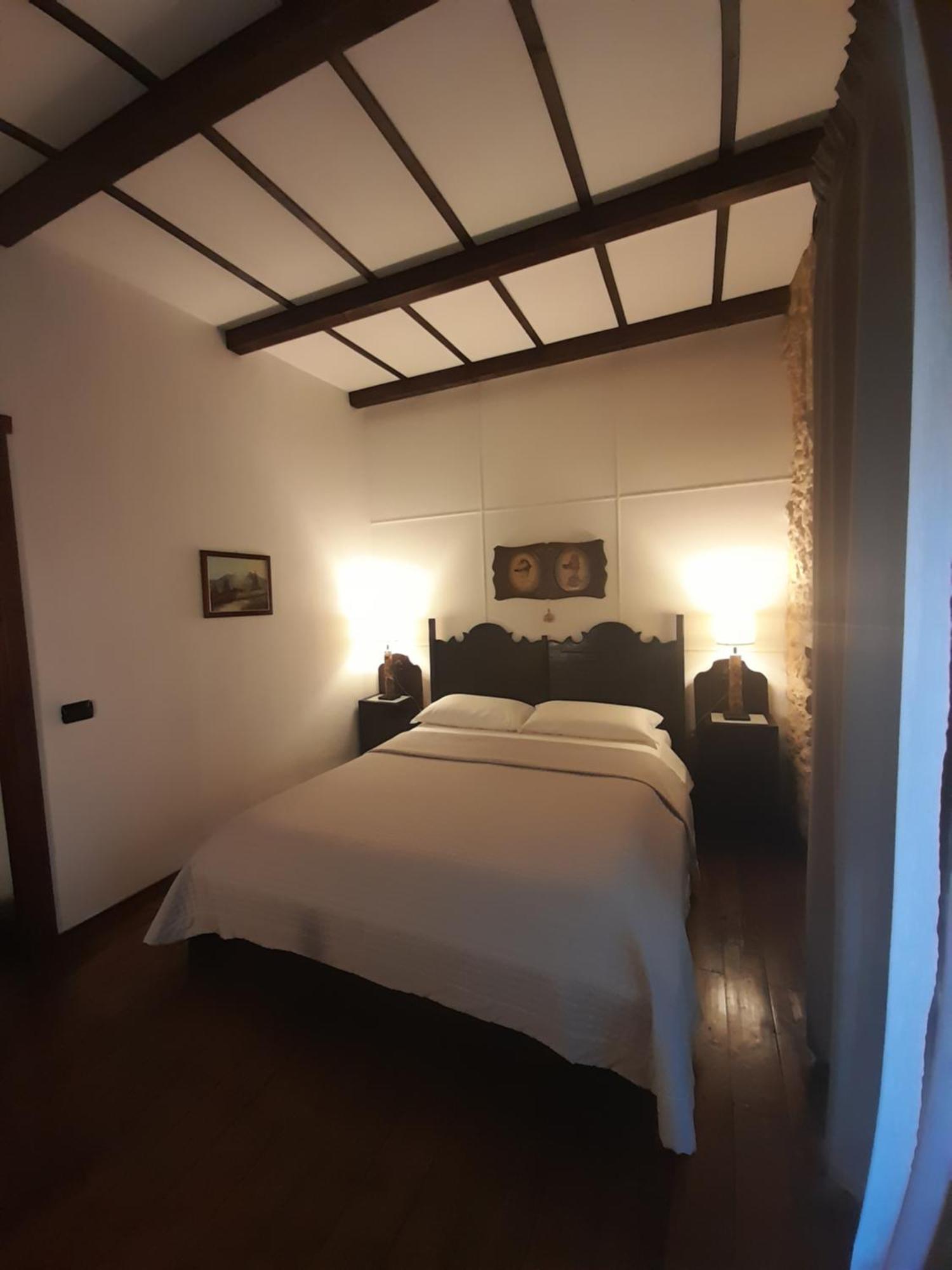 Antica Dimora Historic Building Bed and Breakfast Έννα Εξωτερικό φωτογραφία