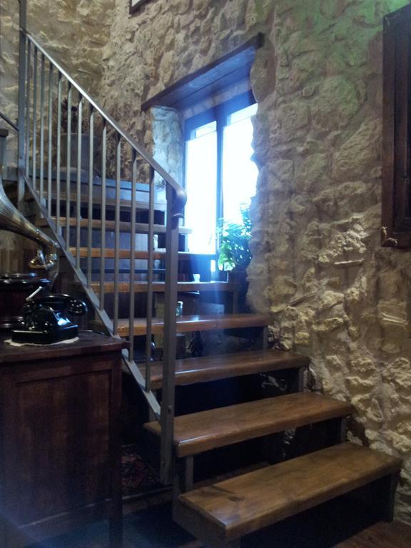 Antica Dimora Historic Building Bed and Breakfast Έννα Εξωτερικό φωτογραφία